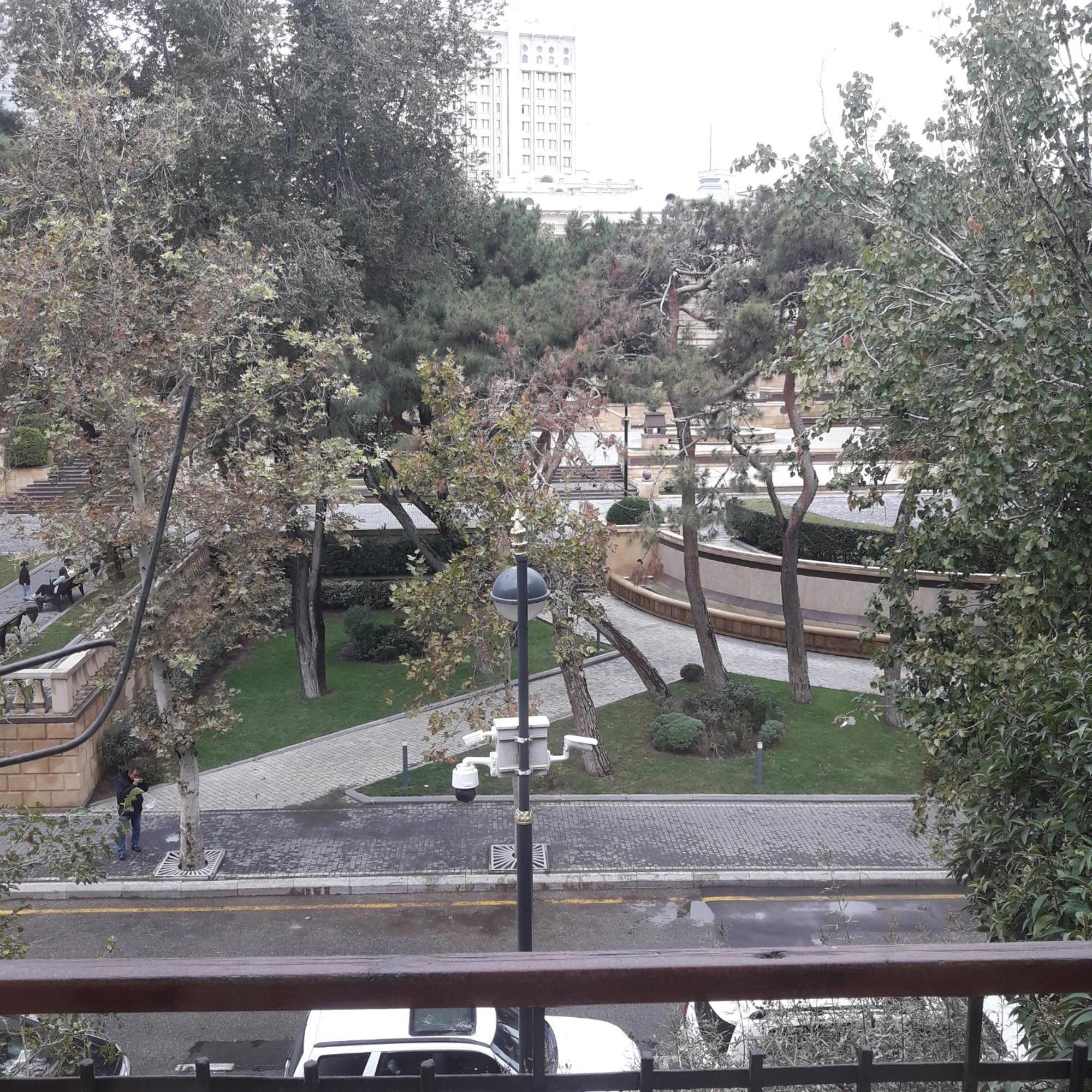 Apartment Niyazi 5 Bakoe Buitenkant foto