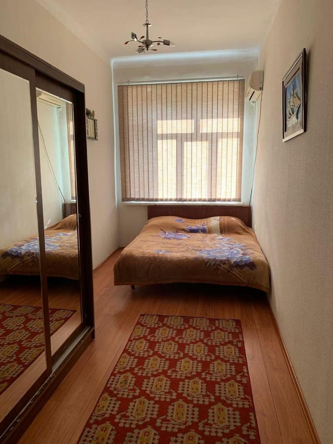 Apartment Niyazi 5 Bakoe Buitenkant foto